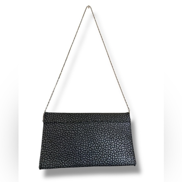 URBAN EXPRESSIONS Textured Snake-print Fold-over Crossbody Baguette Shoulder Bag - Picture 8 of 15